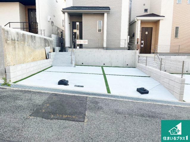 神戸市垂水区本多聞　新築一戸建ての駐車場|駐車スペース！散水栓があるので、こまめに愛車を洗えます！