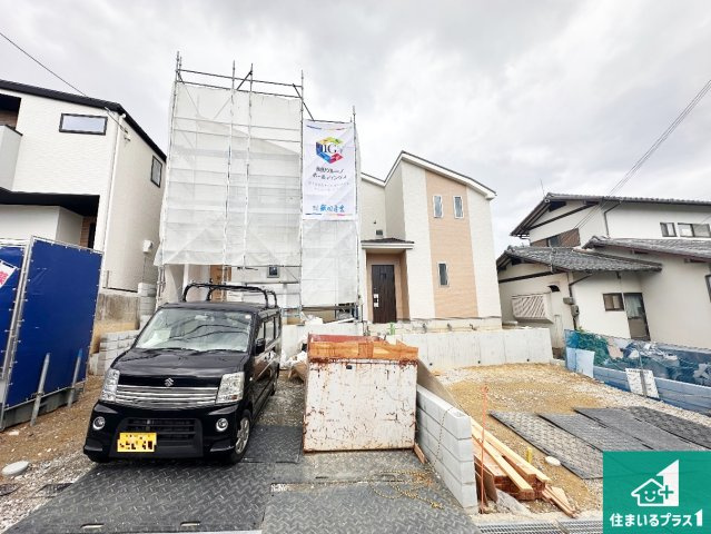 神戸市垂水区本多聞　新築一戸建ての外観|周辺は落ち着いた街並みの住宅地！子育てがしやすい住環境です！まだ未完成ですが、現地でしかわからない事もございます。是非一度ご覧ください。
