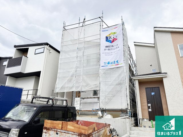 神戸市垂水区本多聞　新築一戸建ての外観|周辺は落ち着いた街並みの住宅地！子育てがしやすい住環境です！まだ未完成ですが、現地でしかわからない事もございます。是非一度ご覧ください。