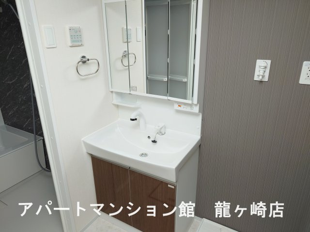 collineの独立洗面台