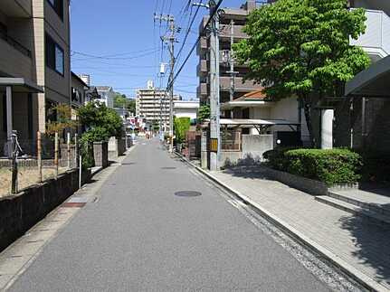 ヴェール牛田の周辺