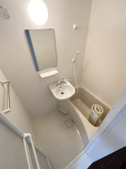 IKフラット4の浴室