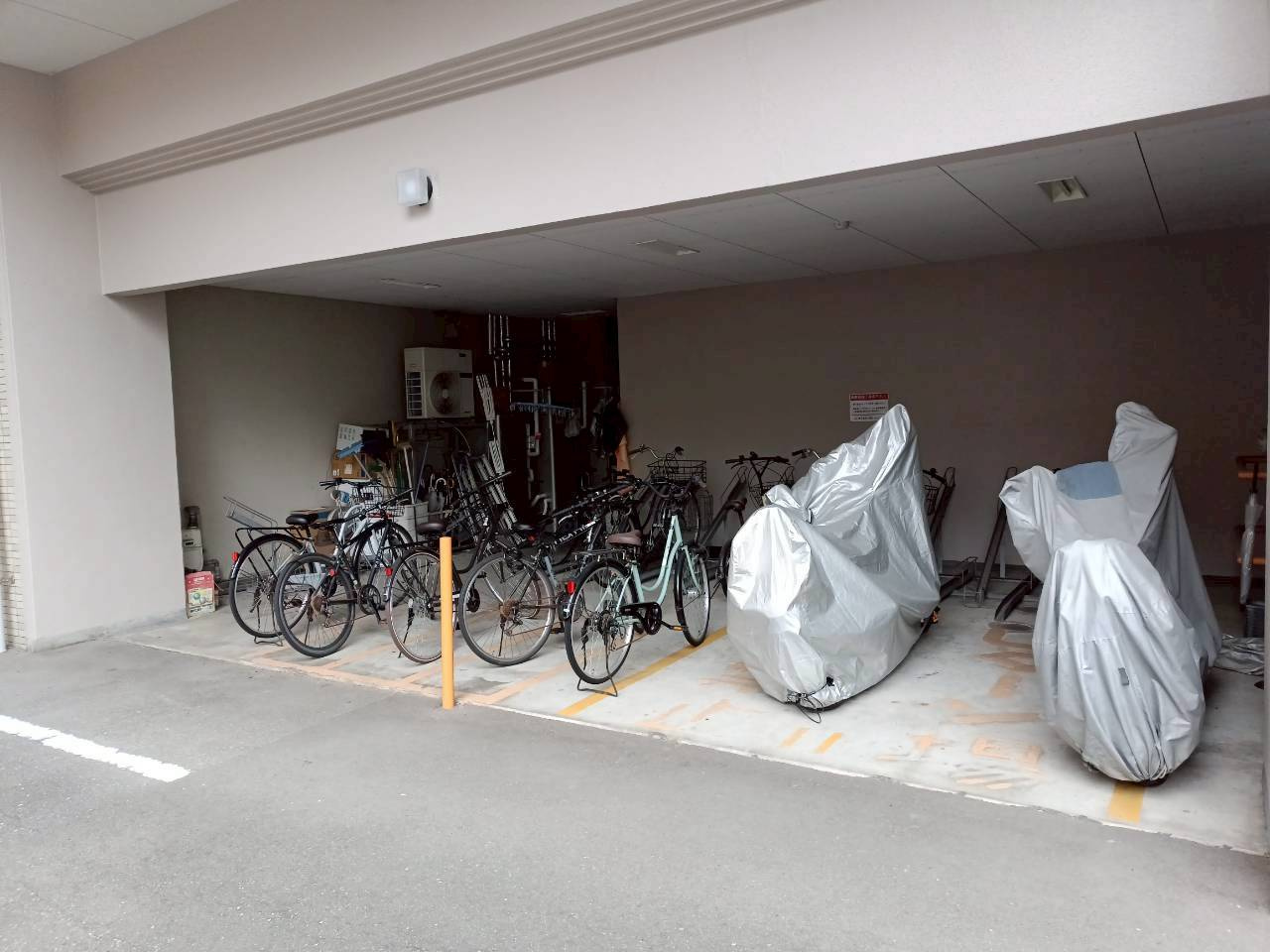クレア大橋のその他共用部分|建物下に屋根付き、駐輪場♪雨の日も安心♪