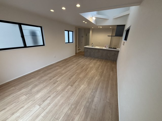 荒川区東尾久２丁目新築戸建の居間・リビング