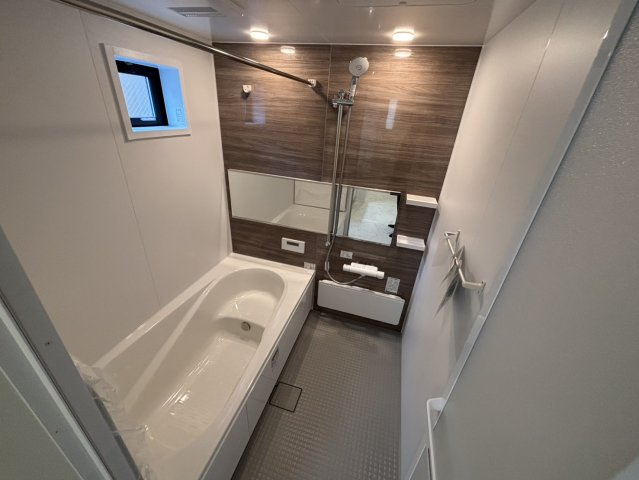 荒川区東尾久２丁目新築戸建の浴室