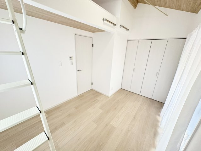 庄山町１丁目　中古戸建の洋室