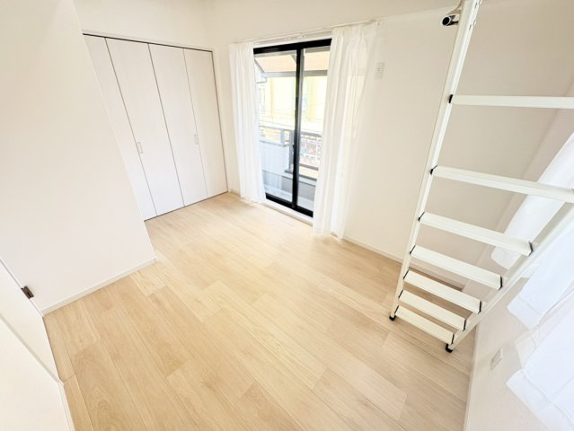 庄山町１丁目　中古戸建の洋室