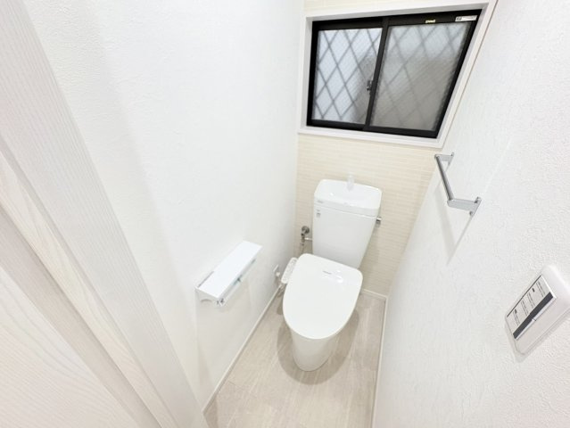 庄山町１丁目　中古戸建のトイレ