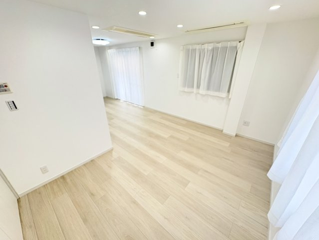 庄山町１丁目　中古戸建の洋室