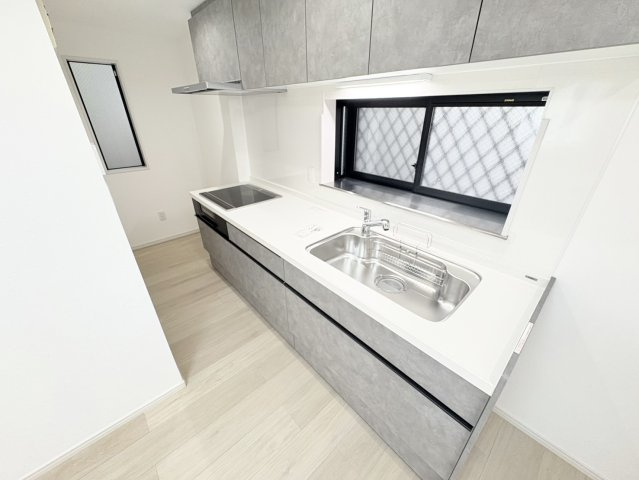 庄山町１丁目　中古戸建のキッチン