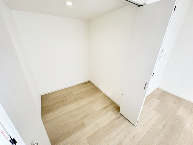 庄山町１丁目　中古戸建の洋室