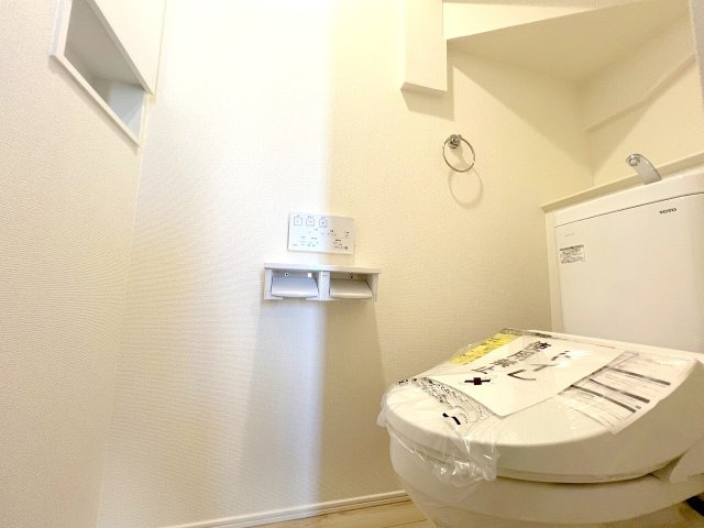 東京都八王子市川口町1611のトイレ