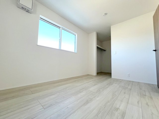 東京都八王子市川口町1611の洋室