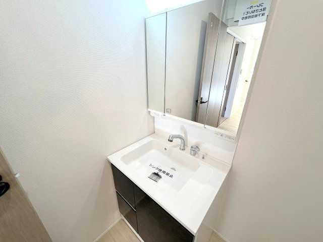 東京都八王子市川口町1611の独立洗面台