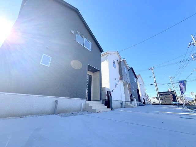 東京都八王子市川口町1611の前面道路含む現地写真