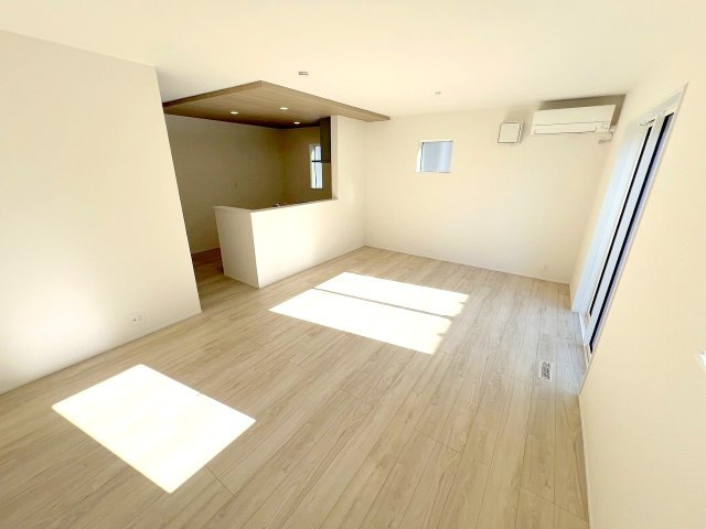 東京都八王子市川口町1611の居間・リビング