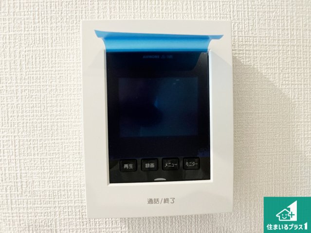 神戸市垂水区本多聞　新築一戸建ての防犯設備|カラーモニターインターホン！声だけでなく来訪者の姿や顔がモニターで確認できるので、小さなお子様がいらっしゃるご家庭でも安心できます！