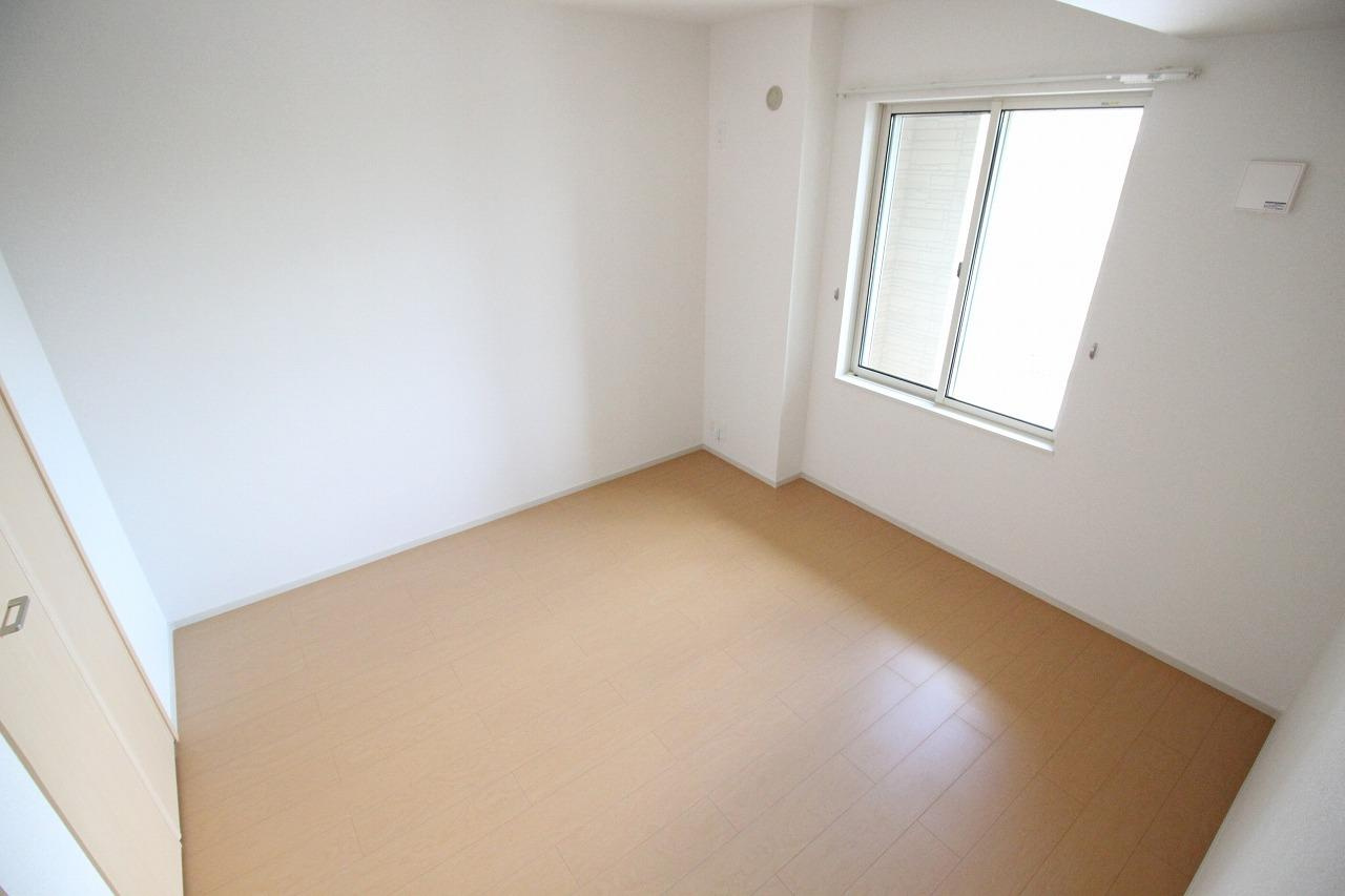 舞子坂ヒルズⅢの寝室|※お部屋により仕様が異なる場合があります。