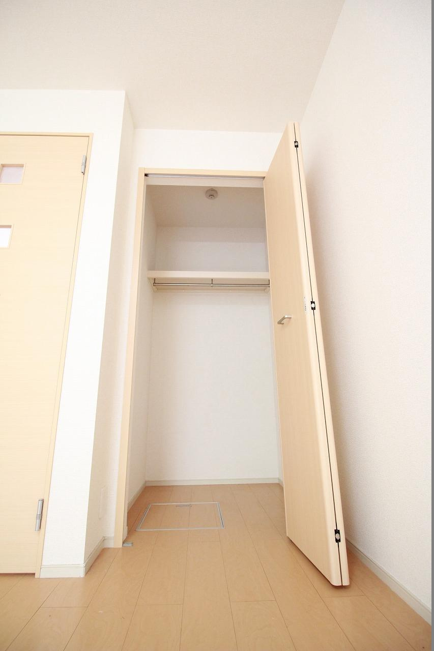 エムワン舞子の収納|※同物件の別のお部屋の写真です※