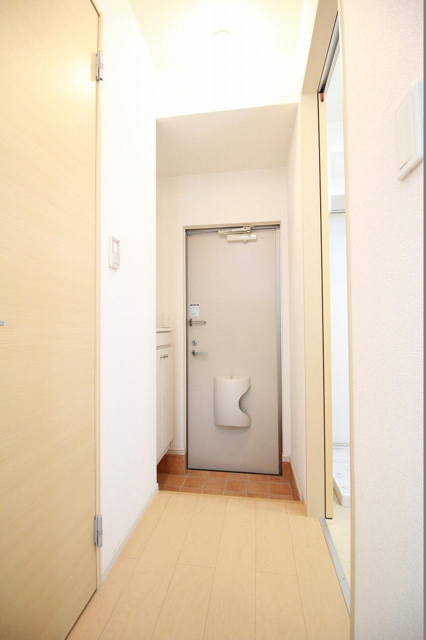 エムワン舞子の玄関|※同物件の別のお部屋の写真です※