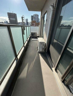 【バルコニー】