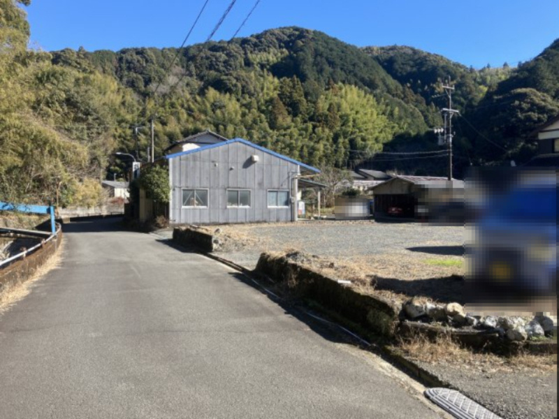 【前面道路含む現地写真】の画像