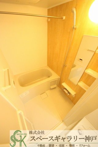ルポ舞子弐番館の浴室|※お部屋により仕様が異なる場合があります※