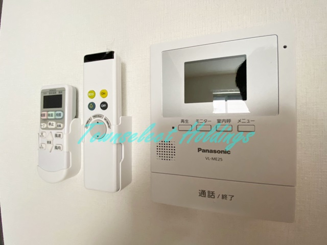横須賀市汐入町２丁目のアパートのセキュリティ|モニター付きインターフォン
