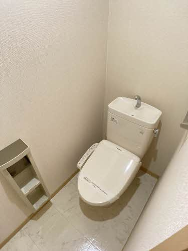 ウェスト川原田B棟のトイレ