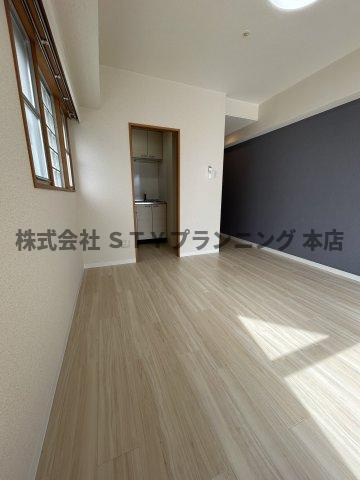 仲介手数料０円！グランステージ千種の居間・リビング