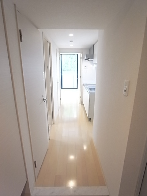 アドバンス神戸アルティスの玄関