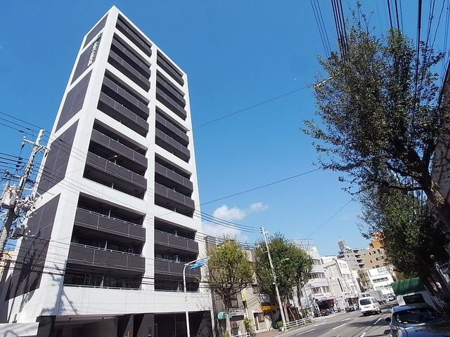 アドバンス神戸アルティスの外観