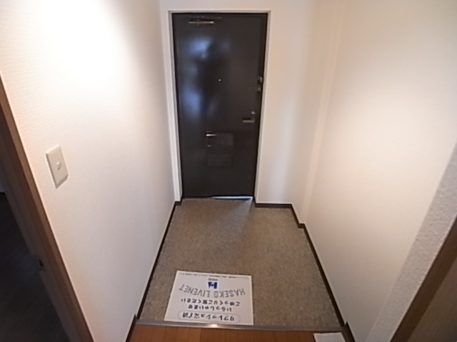 フレシア西宮の玄関