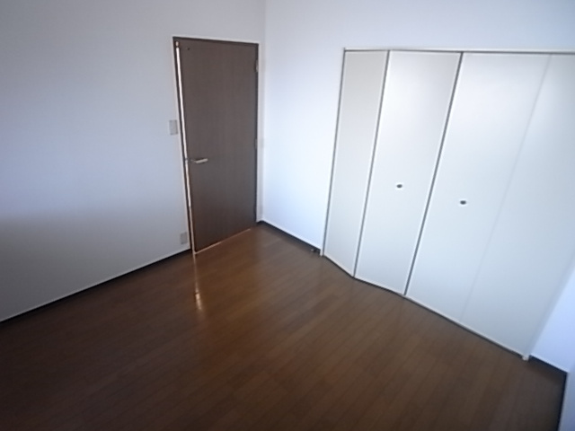 フレシア西宮の居間・リビング