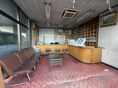 【受付】 | 【住居テナント併用！駅近！】石岡市国府　一棟ビル | 一階受付