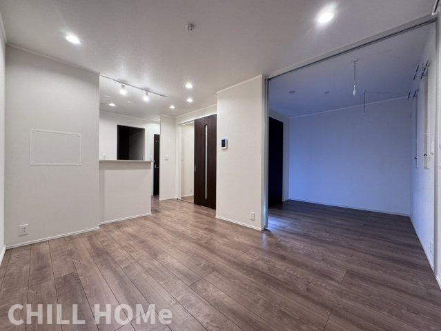 メゾン・ド・ルミナスの居間・リビング|他社様掲載物件もまとめてご紹介、ご案内可能です(^^)/