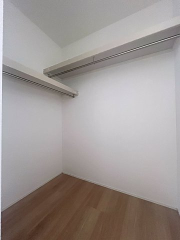 新築戸建・新築建売　福島市笹木野字南中谷地　野田小・野田中の収納|1階のファミリークローゼットはご家族皆さんで共有できる収納です！