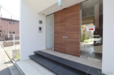 【エントランス】 | ジュール亀島 | ゆとりのあるエントランスです