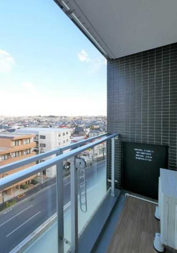 プレミアムキューブ上野毛＃mo　ペット相談　ネット無料　築浅のバルコニー