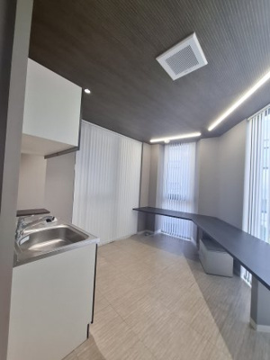 【内装】 | メインステージ ザ・ベース 別棟