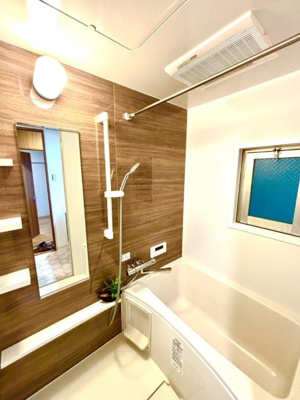 【浴室】 | 魚崎コーポ | 浴室乾燥機付なので雨の日や花粉が強い日も安心お洗濯