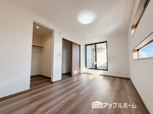 【新築住宅】熊谷市上之第9期の洋室|２階居室は全室収納あり！たっぷりある収納活用でお部屋もキレイを保てます♪