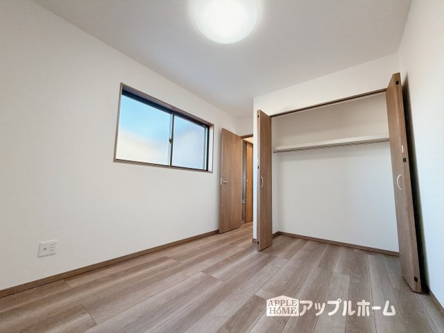 【新築住宅】熊谷市上之第9期の洋室|２階居室は全室収納あり！たっぷりある収納活用でお部屋もキレイを保てます♪