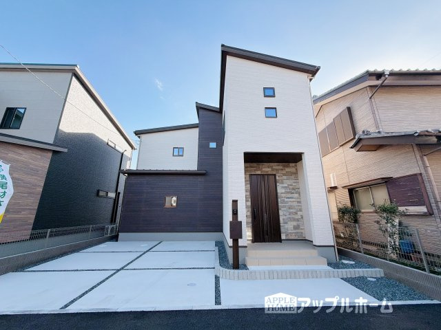 【新築住宅】熊谷市上之第9期の外観|◆外観写真◆スタイリッシュな外観が目を引くお洒落ハウス！ぜひ一度内覧へお越しください！物件の魅力沢山お伝えします！いつでもお気軽にお問合せOKです！TEL「0120-466263」