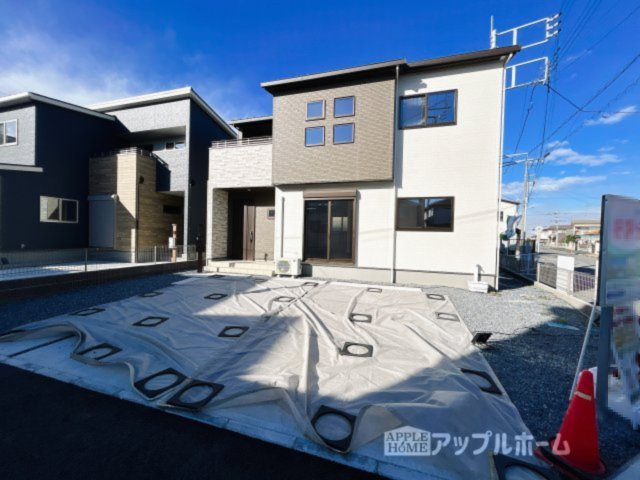 【新築住宅】熊谷市上之第9期の外観|◆外観写真◆スタイリッシュな外観が目を引くお洒落ハウス！ぜひ一度内覧へお越しください！物件の魅力沢山お伝えします！いつでもお気軽にお問合せOKです！TEL「0120-466263」