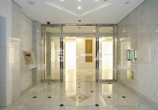 豊島区池袋本町２丁目の賃貸マンションのロビー