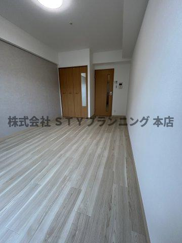 仲介手数料０円！リアライズ記念橋の居間・リビング