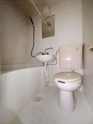 【トイレ】 | キャトルセゾンわかば