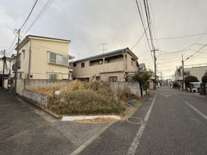 【前面道路含む現地写真】