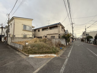 【前面道路含む現地写真】